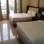 Hotel Mittal Avenue